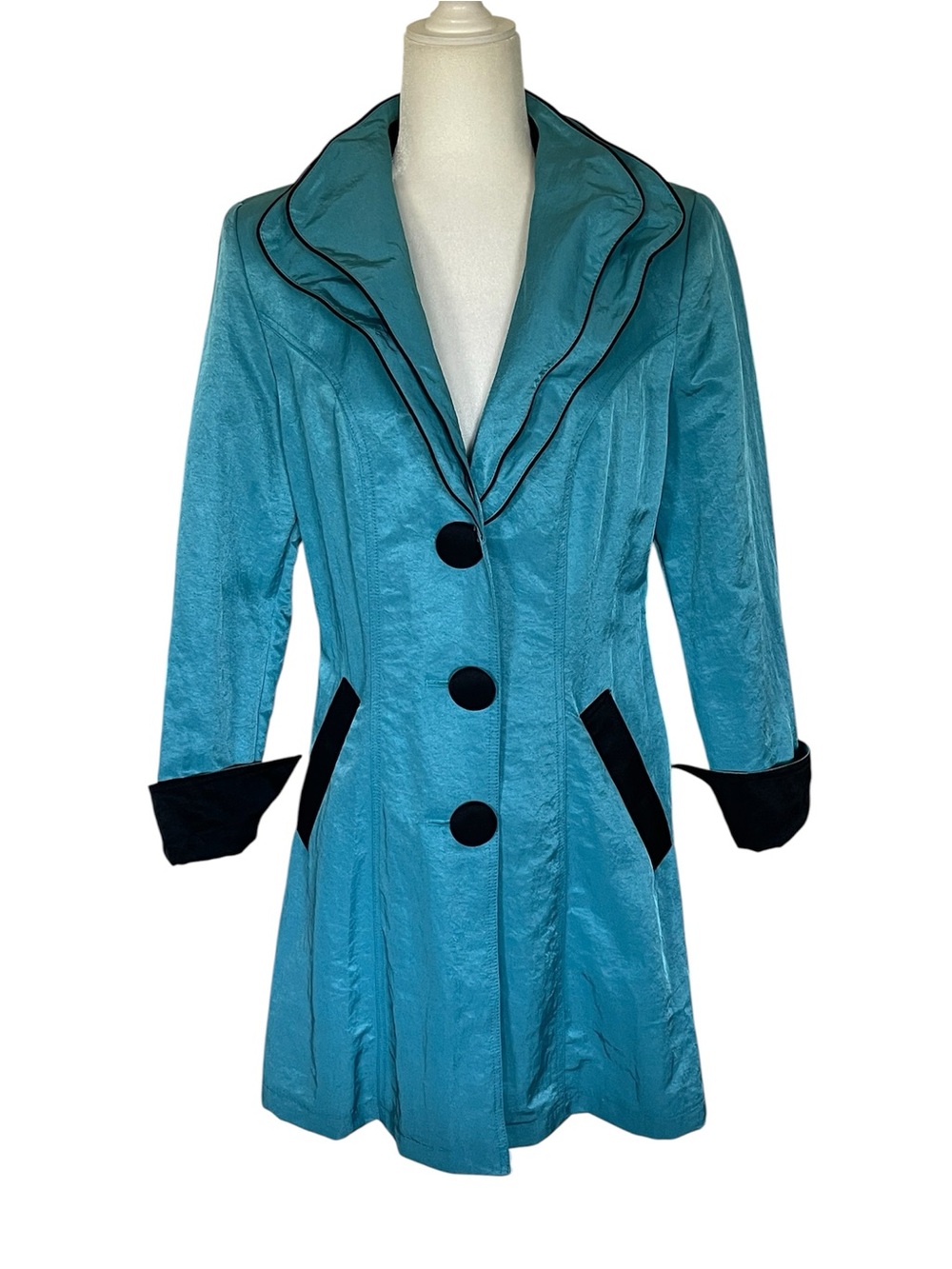 Vintage Song & Sung by Design Today’s Aqua and Black Sculpted Collar Coat